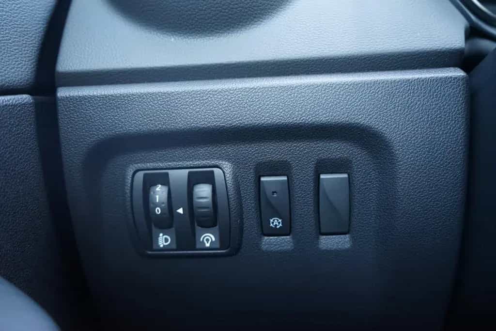 Renault Captur 1.2 TCe 120 LED Navi SHZ PDC 03/2018-photo-25