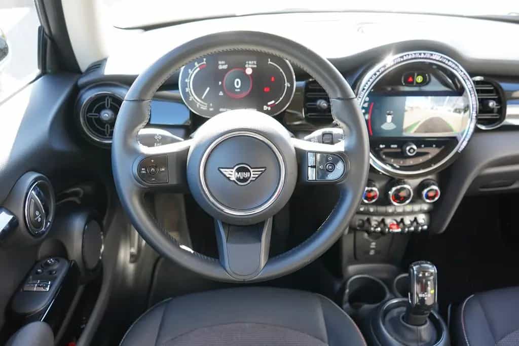 MINI Cooper 1.5 Sitzheizung PDC Kamera Navi LED 12/2022-photo-11