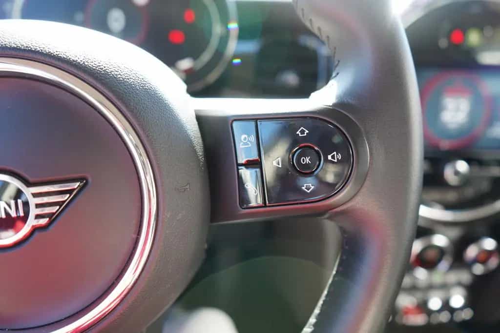 MINI Cooper 1.5 Sitzheizung PDC Kamera Navi LED 12/2022-photo-22