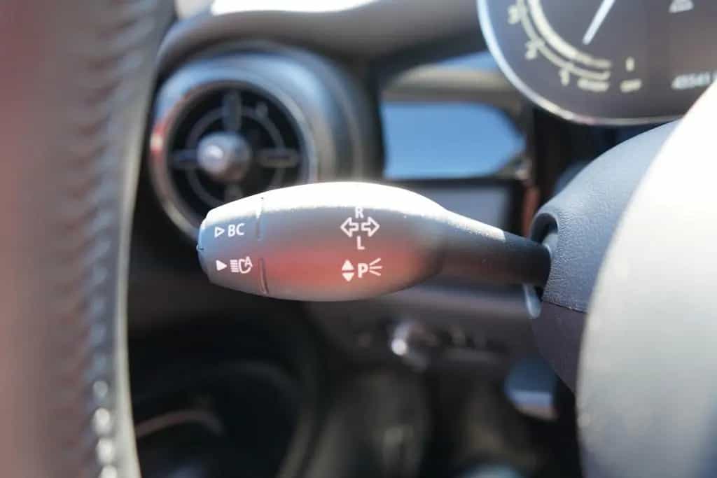 MINI Cooper 1.5 Sitzheizung PDC Kamera Navi LED 12/2022-photo-23