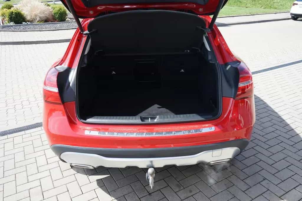 Mercedes-Benz GLA 200 Standard LED Navi Totwinkel ACC Memory 12/2018-photo-11