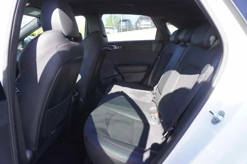 Kia Ceed 1.6 T-GDI GT DCT7 LED Navi ACC Kamera PDC 11/2020-photo-9