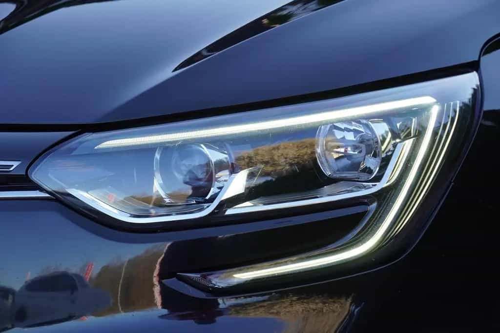 Renault Megane Grandtour 1.6 dCi Limited Navi Kamera ACC 03/2018-photo-28