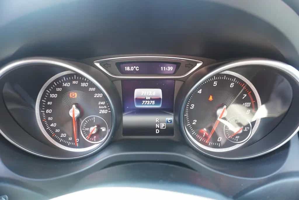 Mercedes-Benz CLA-Class 180 SB LED Navi Pano AHK Kamera Tempomat PDC 10/2018-photo-17