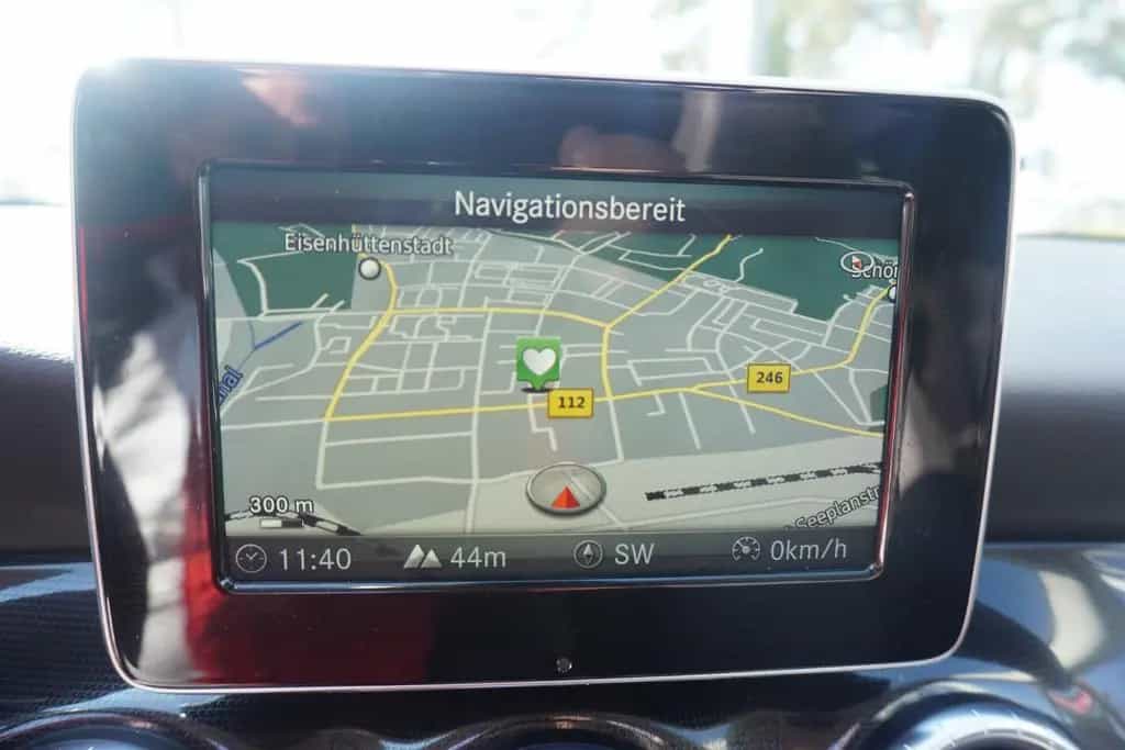 Mercedes-Benz CLA-Class 180 SB LED Navi Pano AHK Kamera Tempomat PDC 10/2018-photo-19