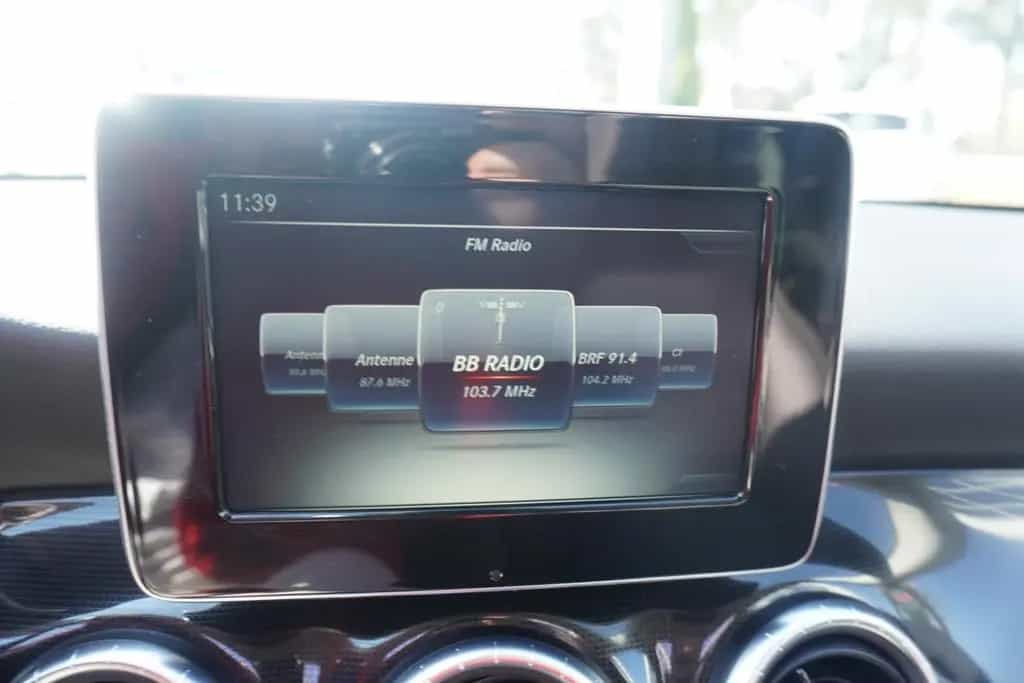 Mercedes-Benz CLA-Class 180 SB LED Navi Pano AHK Kamera Tempomat PDC 10/2018-photo-21