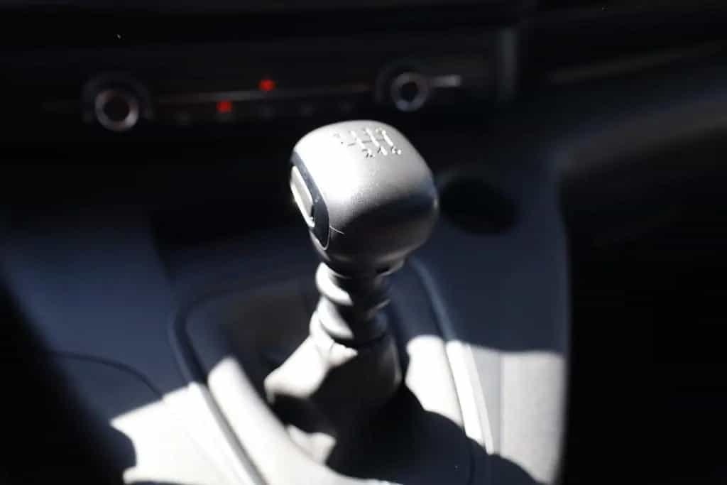 Opel Combo 1.2 Edition Klima DAB USB PDC Kamera AHK 10/2022-photo-16