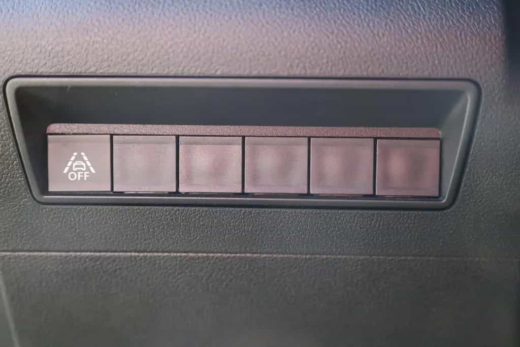 Opel Combo 1.2 Edition Klima DAB USB PDC Kamera AHK 10/2022-photo-24
