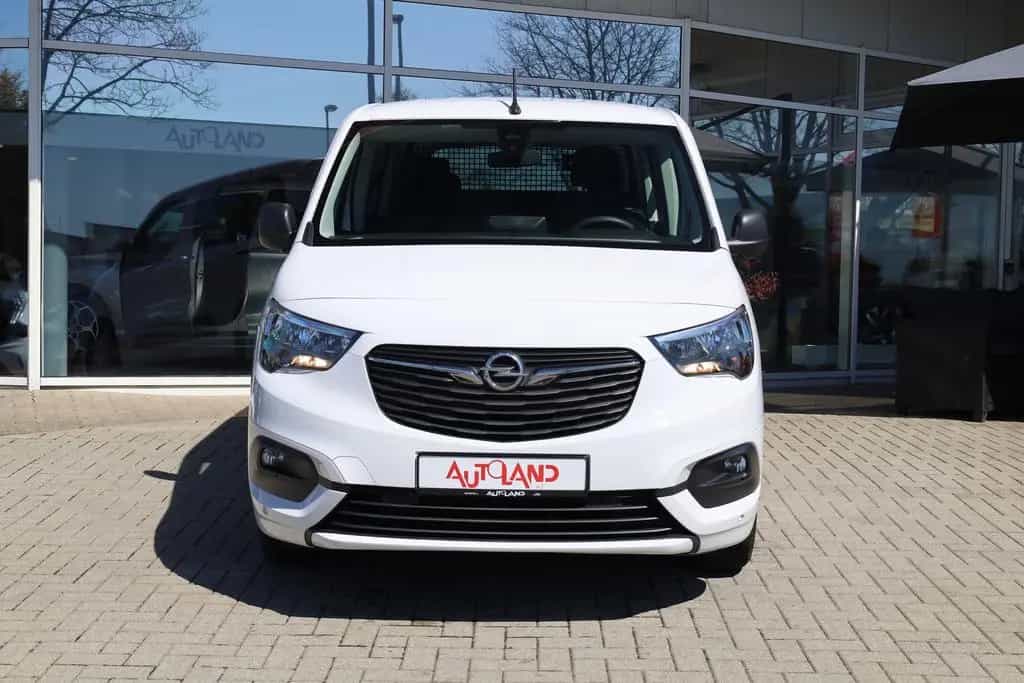 Opel Combo 1.2 Edition Klima DAB USB PDC Kamera AHK 10/2022-photo-6