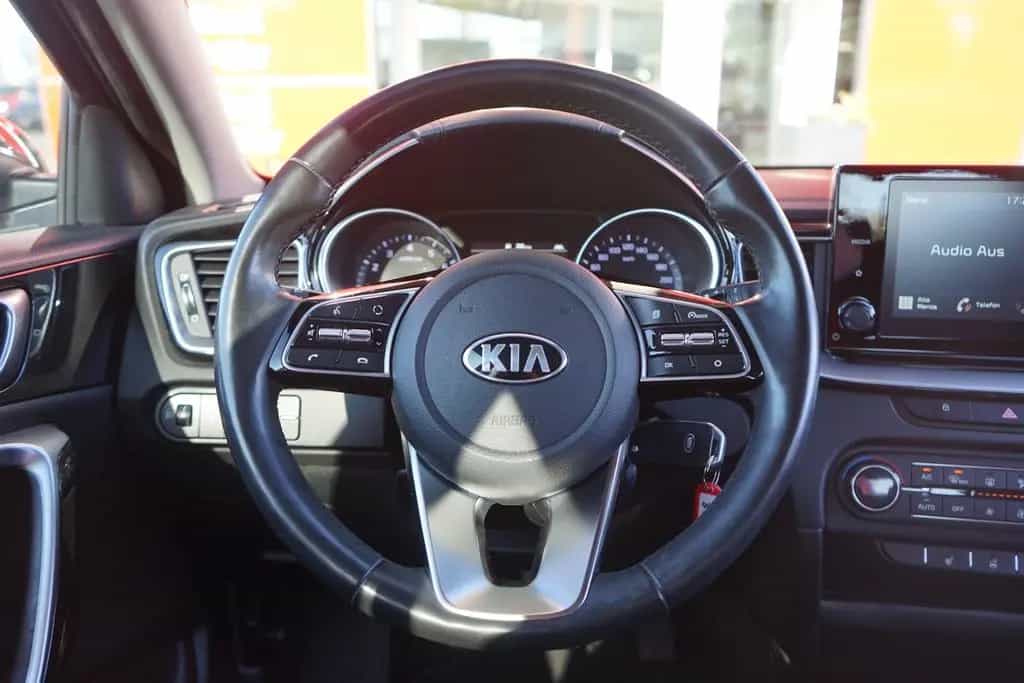 Kia XCeed 1.4 T-GDI Sitzheizung AHK Lenkradheizung 11/2019-photo-10
