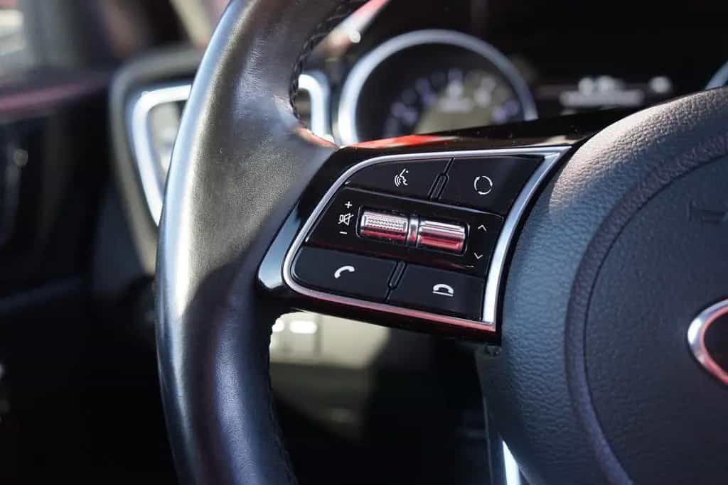 Kia XCeed 1.4 T-GDI Sitzheizung AHK Lenkradheizung 11/2019-photo-17