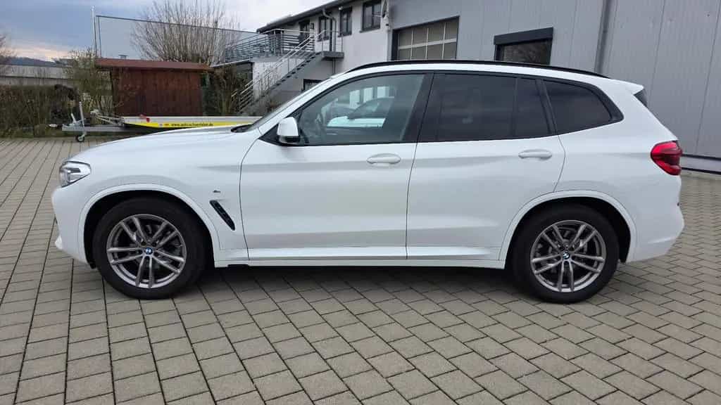 BMW X3 xDrive 20 d M Sport*Navi*LED*AHK*PDC*AHZ*DAB* 01/2020-photo-1