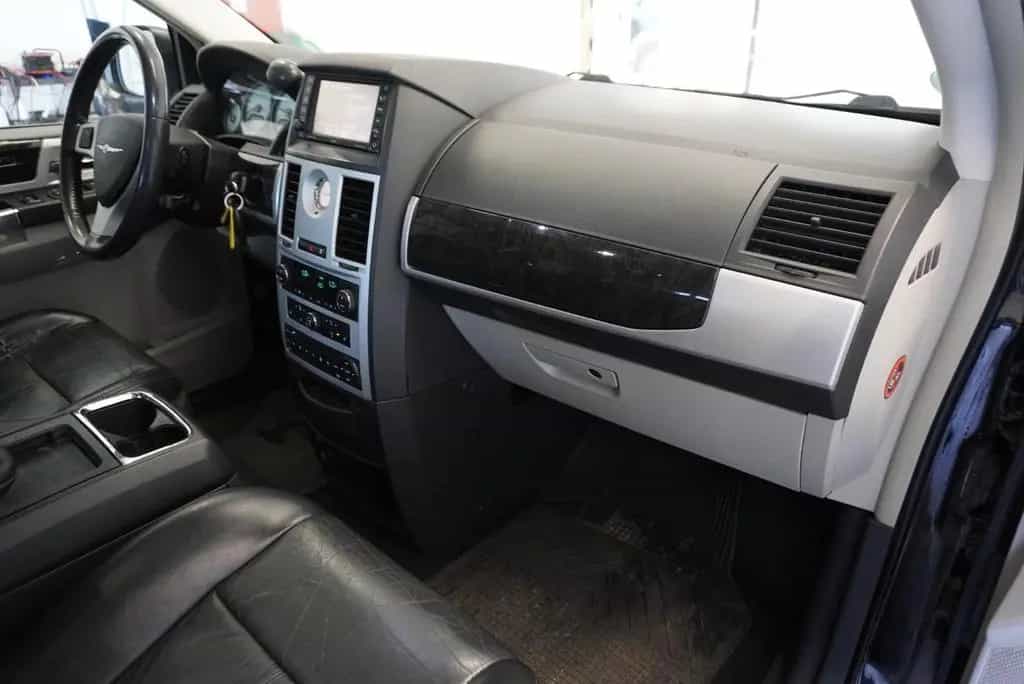 Chrysler Grand Voyager 2,8 CRD 7PERS AUT. 10/2010-photo-10