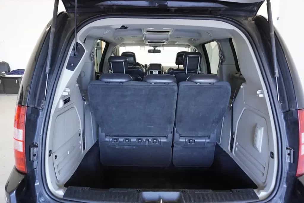 Chrysler Grand Voyager 2,8 CRD 7PERS AUT. 10/2010-photo-18