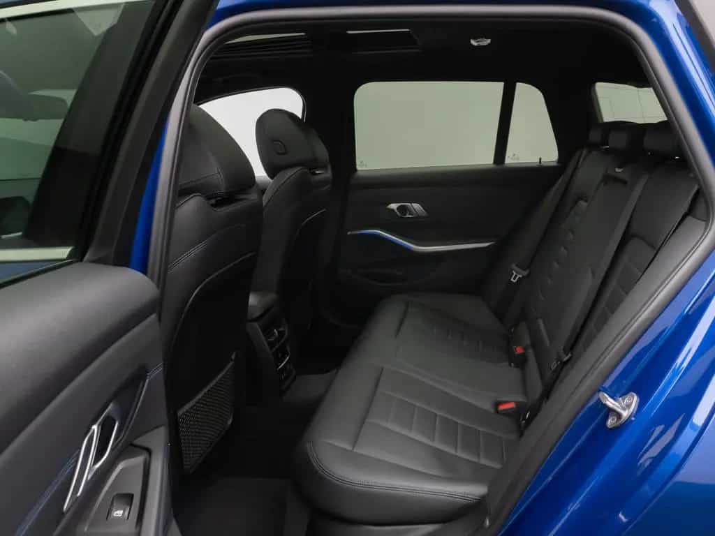 BMW 3 Series 320i M Sport Panorama Kamera HUD DAB HiFi Laser 01/2020-photo-25