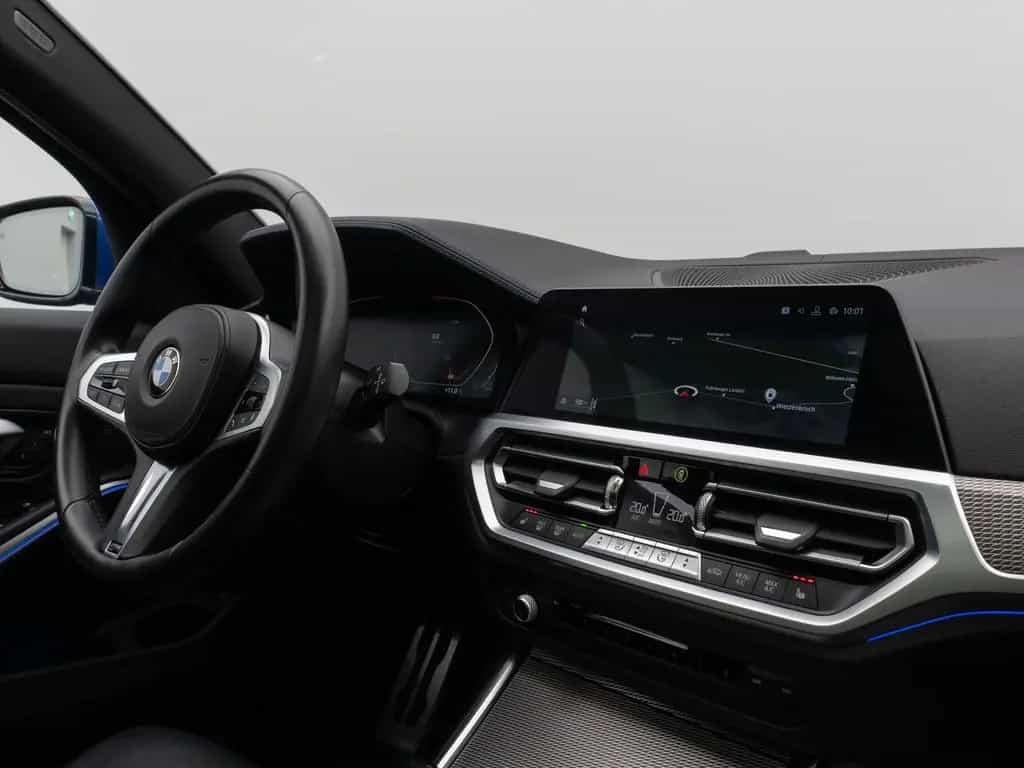 BMW 3 Series 320i M Sport Panorama Kamera HUD DAB HiFi Laser 01/2020-photo-38