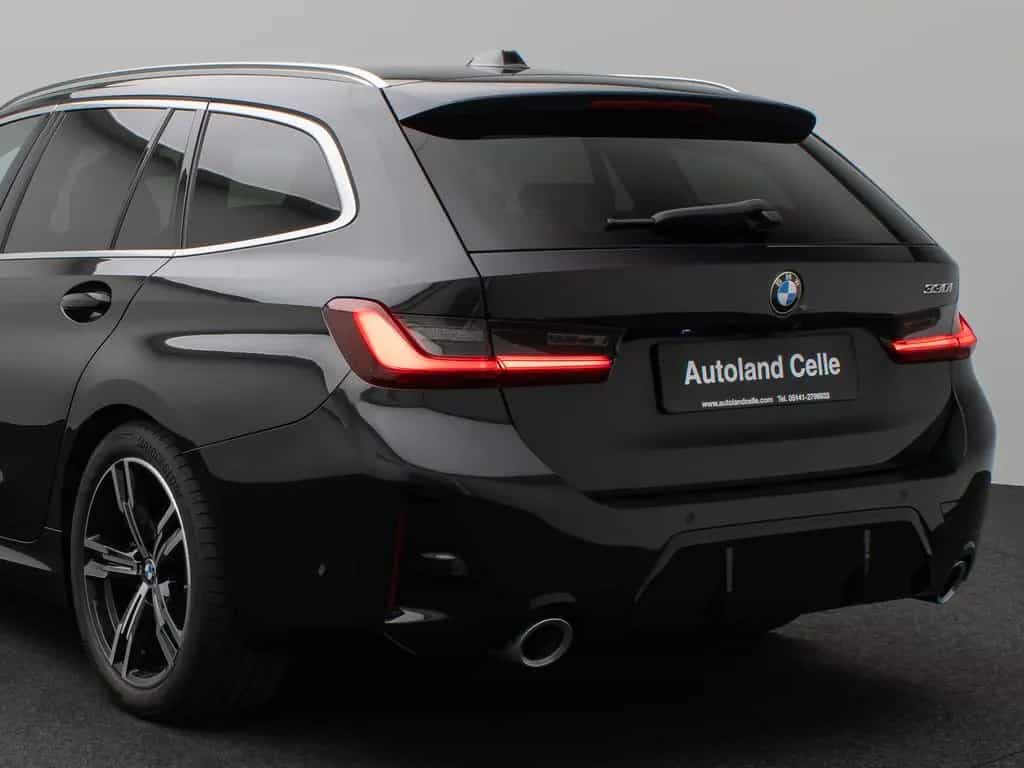 BMW 3 Series 330i M Sport Panorama Kamera DAB H/K DrivAssist 01/2023-photo-14
