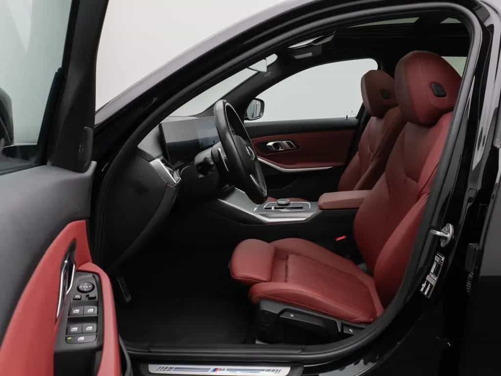 BMW 3 Series 330i M Sport Panorama Kamera DAB H/K DrivAssist 01/2023-photo-17