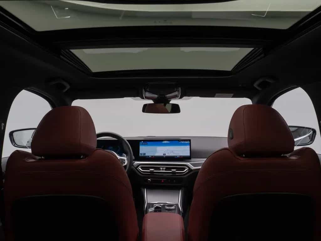BMW 3 Series 330i M Sport Panorama Kamera DAB H/K DrivAssist 01/2023-photo-28