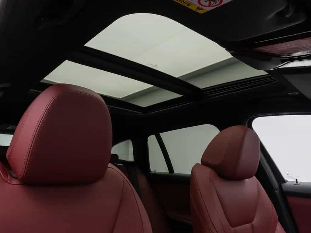 BMW 3 Series 330i M Sport Panorama Kamera DAB H/K DrivAssist 01/2023-photo-29