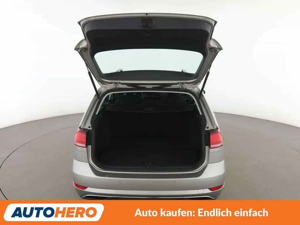 Volkswagen Golf VII 1.6 TDI Comfortline BMT*NAVI*ACC*PDC* 05/2018-photo-16