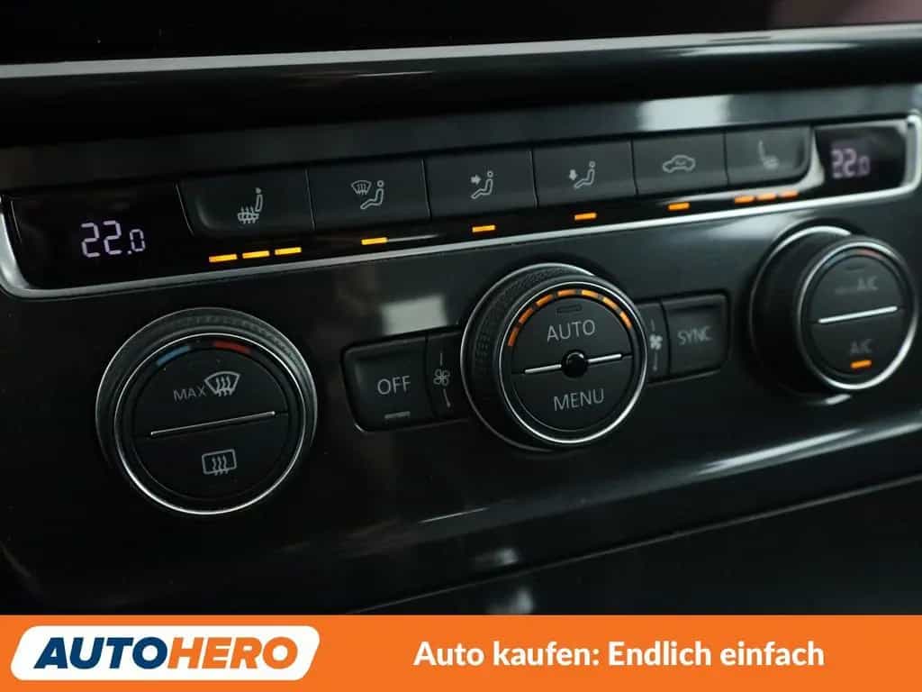 Volkswagen Golf VII 1.6 TDI Comfortline BMT*NAVI*ACC*PDC* 05/2018-photo-24