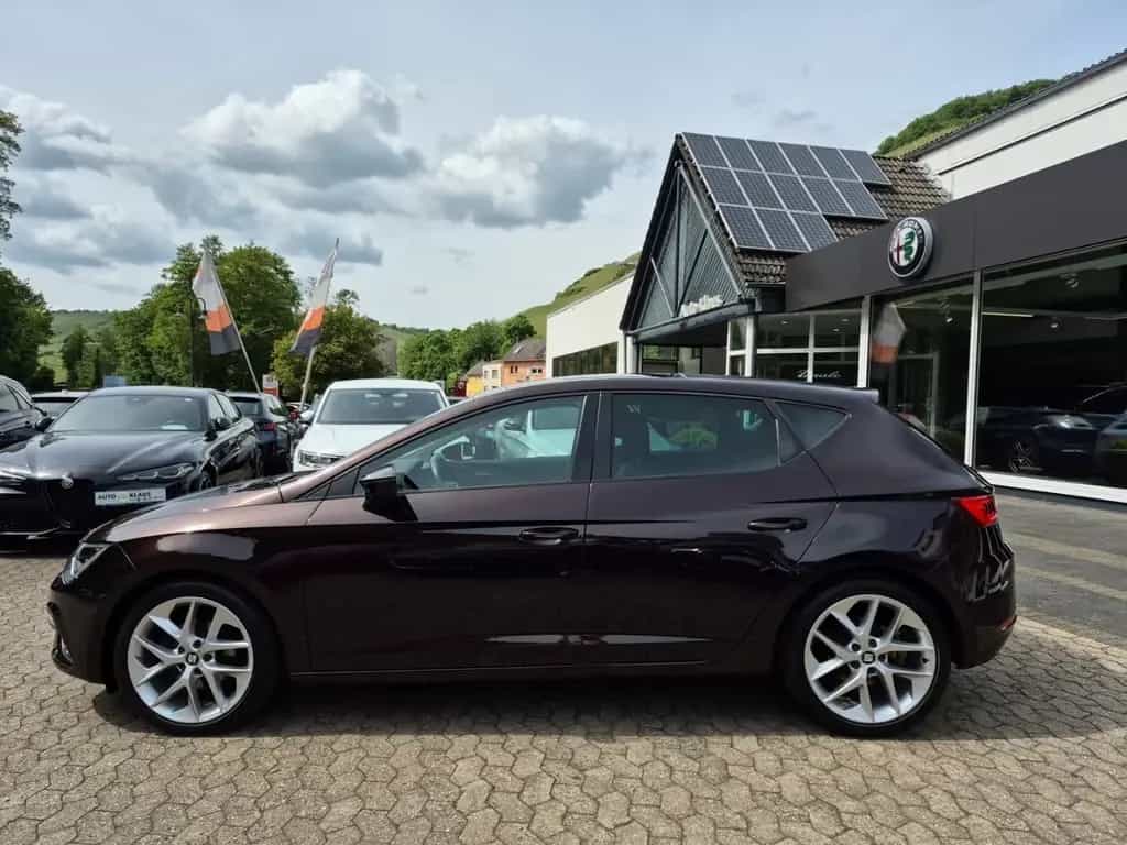 Seat Leon FR Schiebedach Leder LED Nav FRPlus PDC 08/2018-photo-1