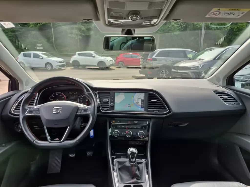 Seat Leon FR Schiebedach Leder LED Nav FRPlus PDC 08/2018-photo-11