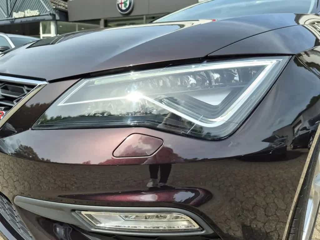 Seat Leon FR Schiebedach Leder LED Nav FRPlus PDC 08/2018-photo-17