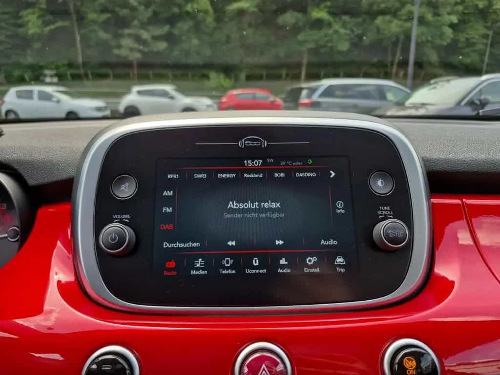 Fiat 500X City Cross Pano Schiebedach SHZ PDC 03/2019-photo-11