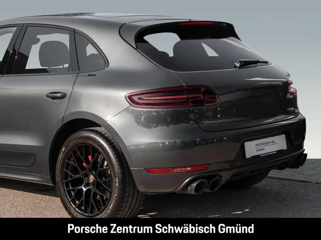 Porsche Macan GTS Panoramadach Sportabgasanlage BOSE 02/2018-photo-10