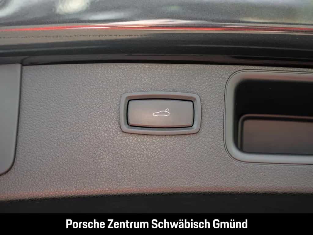Porsche Macan GTS Panoramadach Sportabgasanlage BOSE 02/2018-photo-17