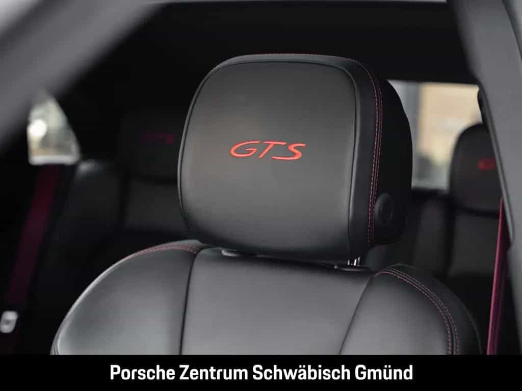 Porsche Macan GTS Panoramadach Sportabgasanlage BOSE 02/2018-photo-18