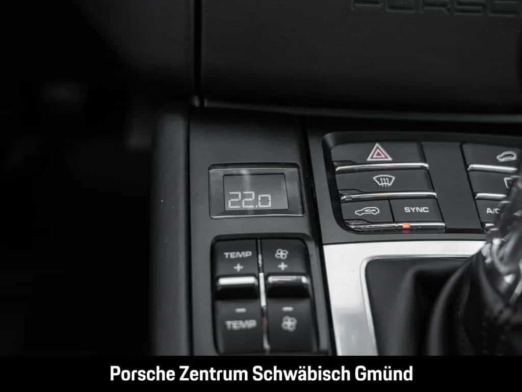 Porsche Macan GTS Panoramadach Sportabgasanlage BOSE 02/2018-photo-29
