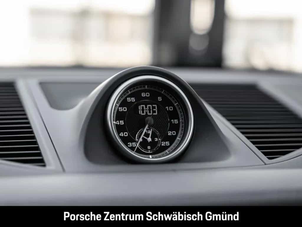 Porsche Macan GTS Panoramadach Sportabgasanlage BOSE 02/2018-photo-31