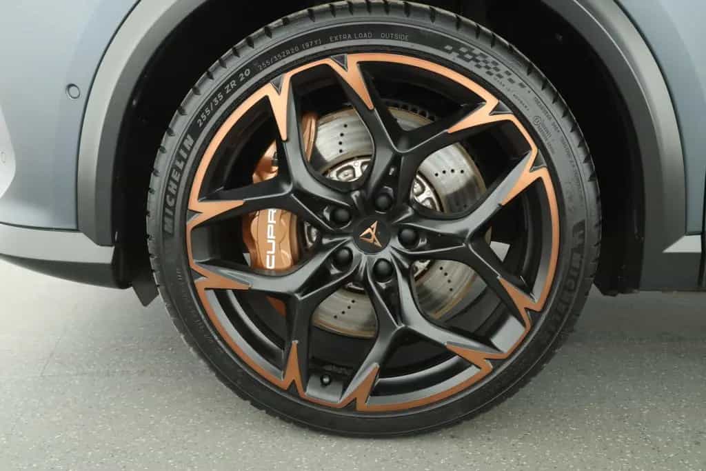 Cupra Formentor 2.5 TSI DSG 4Drive VZ5 | NAVI | LED | 09/2023-photo-9