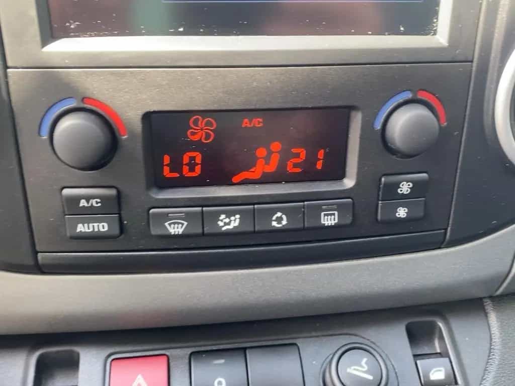 Citroën Berlingo Kombi 1.2 PureTech 110 Selection CAM 05/2018-photo-15