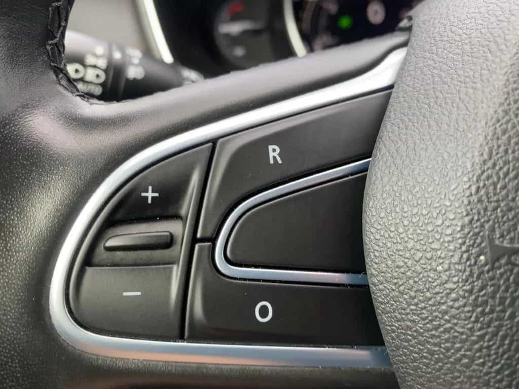 Renault Talisman Grandtour 1.3 TCe 160 GPF Limited LED 04/2021-photo-16