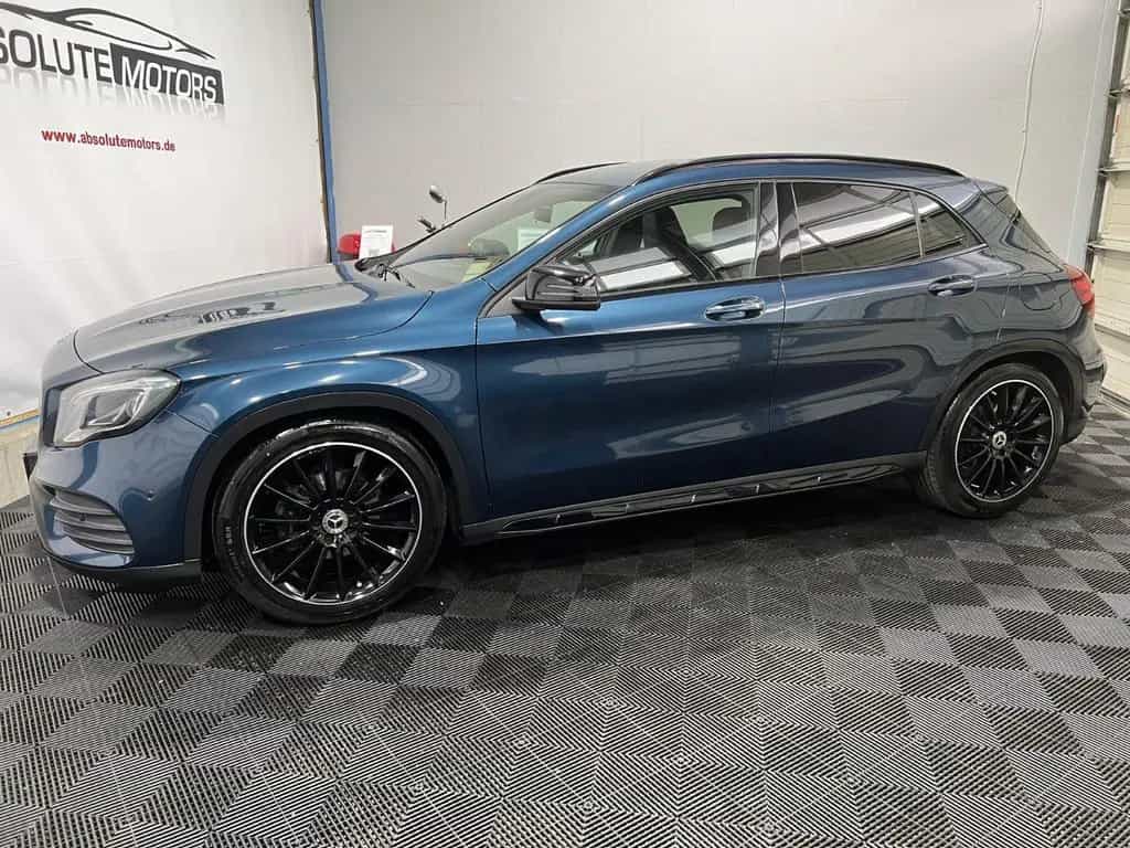 Mercedes-Benz GLA 180 AMG-Line Autom. *Keyless *SHZ *RFK 03/2019-photo-2