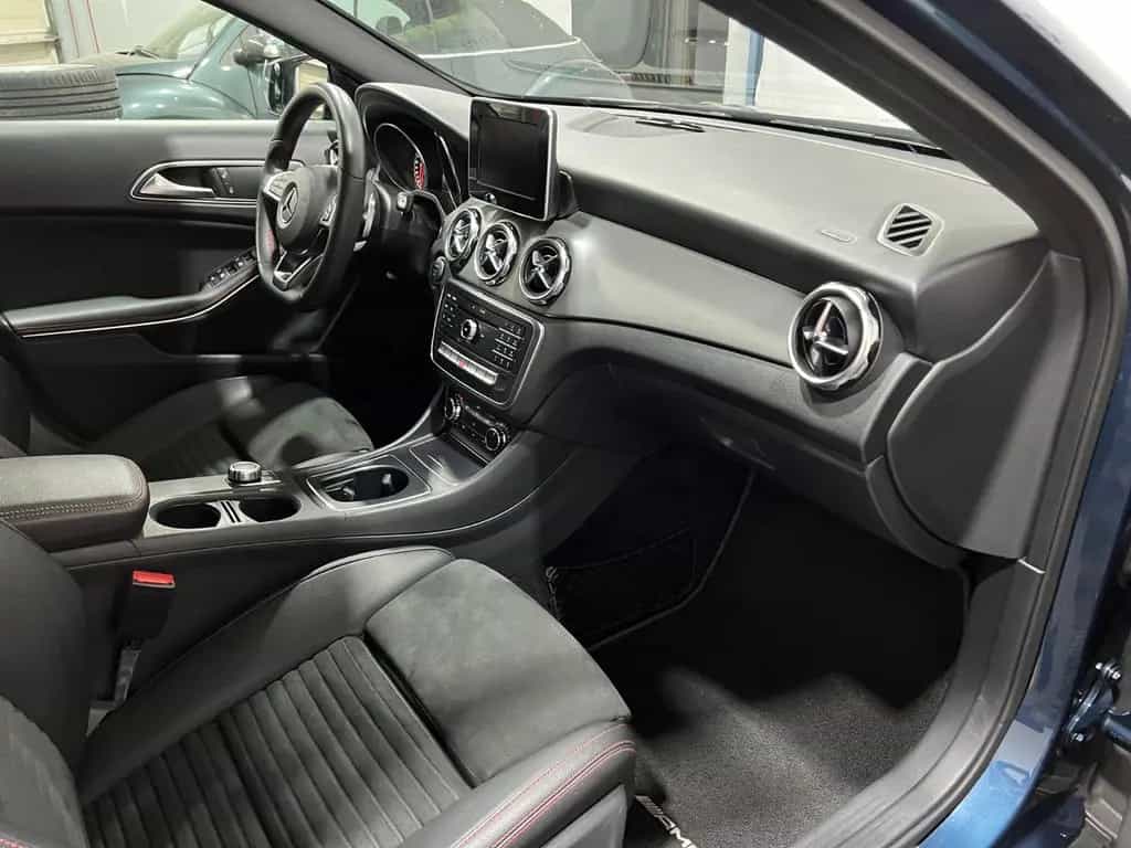 Mercedes-Benz GLA 180 AMG-Line Autom. *Keyless *SHZ *RFK 03/2019-photo-34