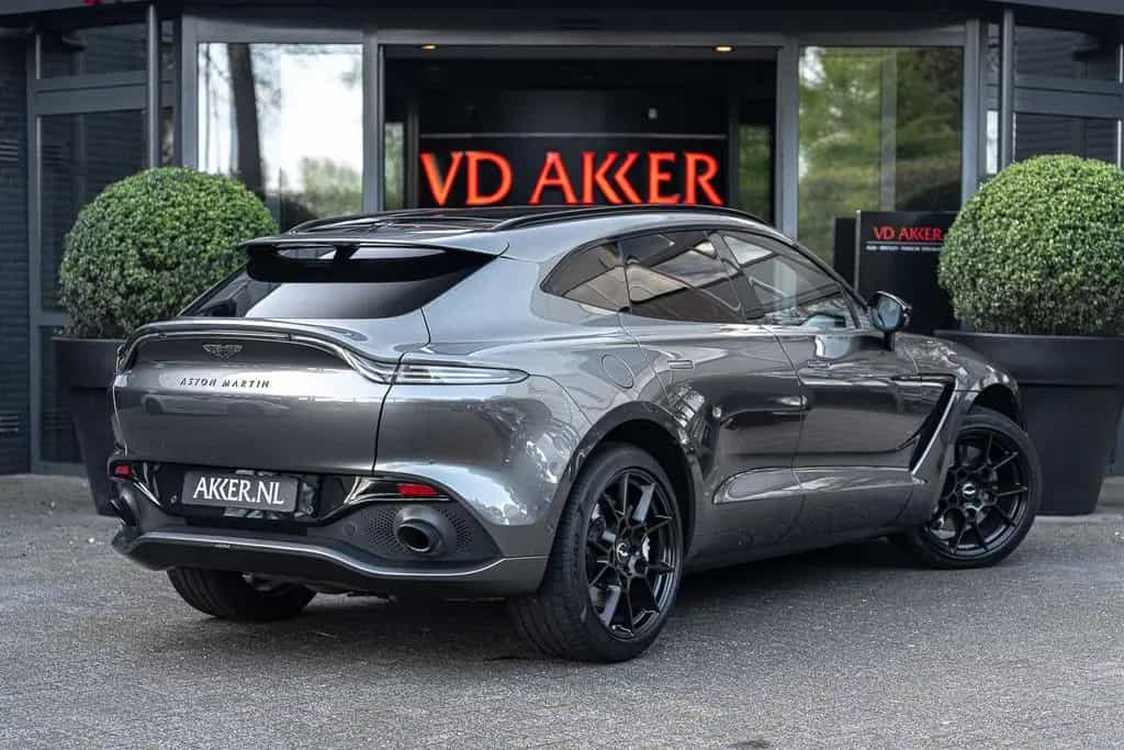 Aston Martin DBX 1/500 | Pano Roof | 4x Seat Ventilation 12/2020-photo-1