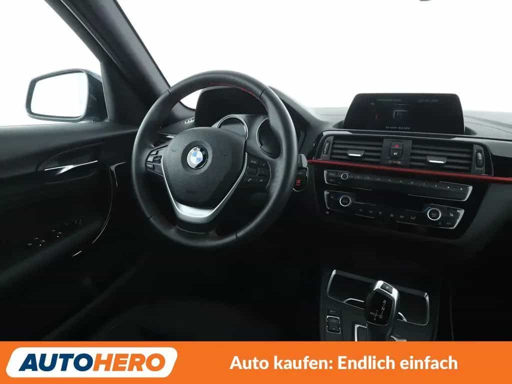 BMW 1 Series 118i Edition Sport Line Shadow Aut*NAVI*LED*PDC* 08/2018-photo-12