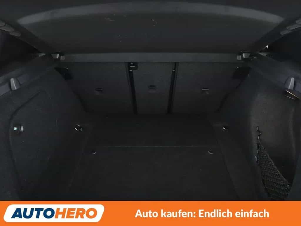 BMW 1 Series 118i Edition Sport Line Shadow Aut*NAVI*LED*PDC* 08/2018-photo-17