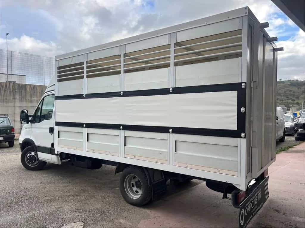 Iveco Daily 35C18 3.0 180cv trasporto animali pa 02/2008-photo-2