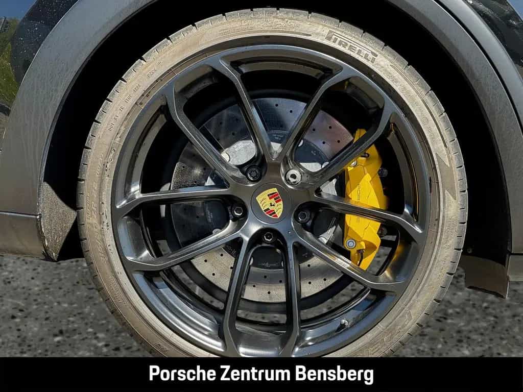 Porsche Cayenne Turbo GT 06/2023-photo-12