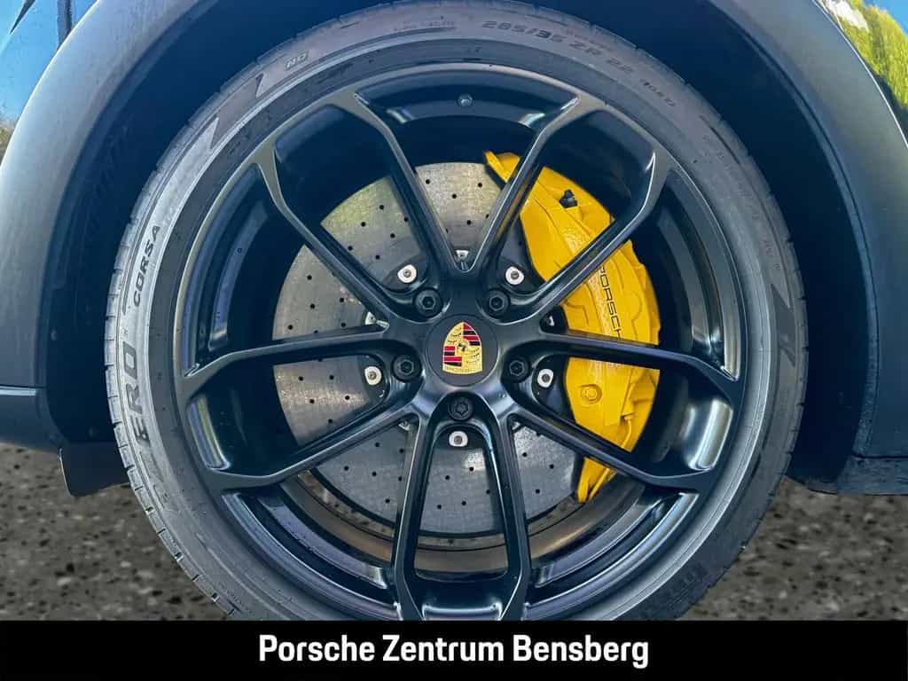Porsche Cayenne Turbo GT 06/2023-photo-15