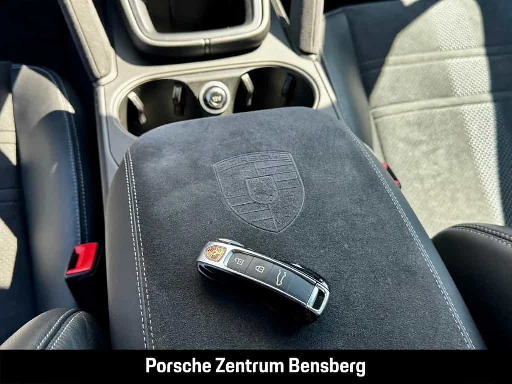 Porsche Cayenne Turbo GT 06/2023-photo-29