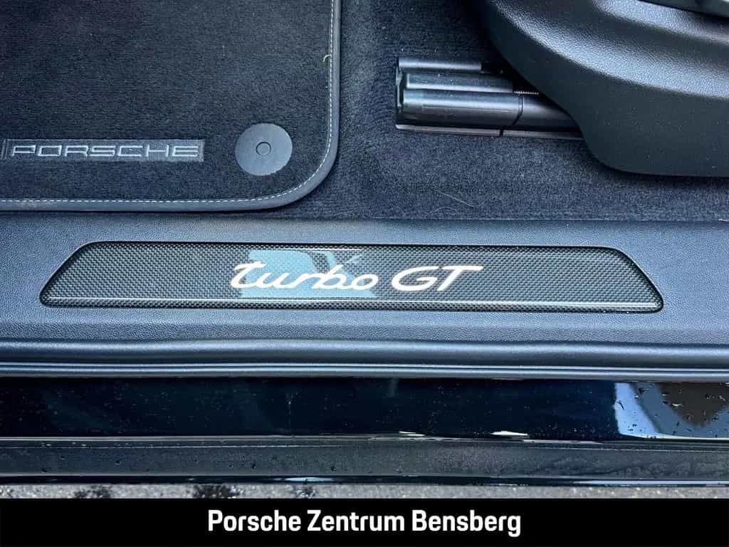 Porsche Cayenne Turbo GT 06/2023-photo-30
