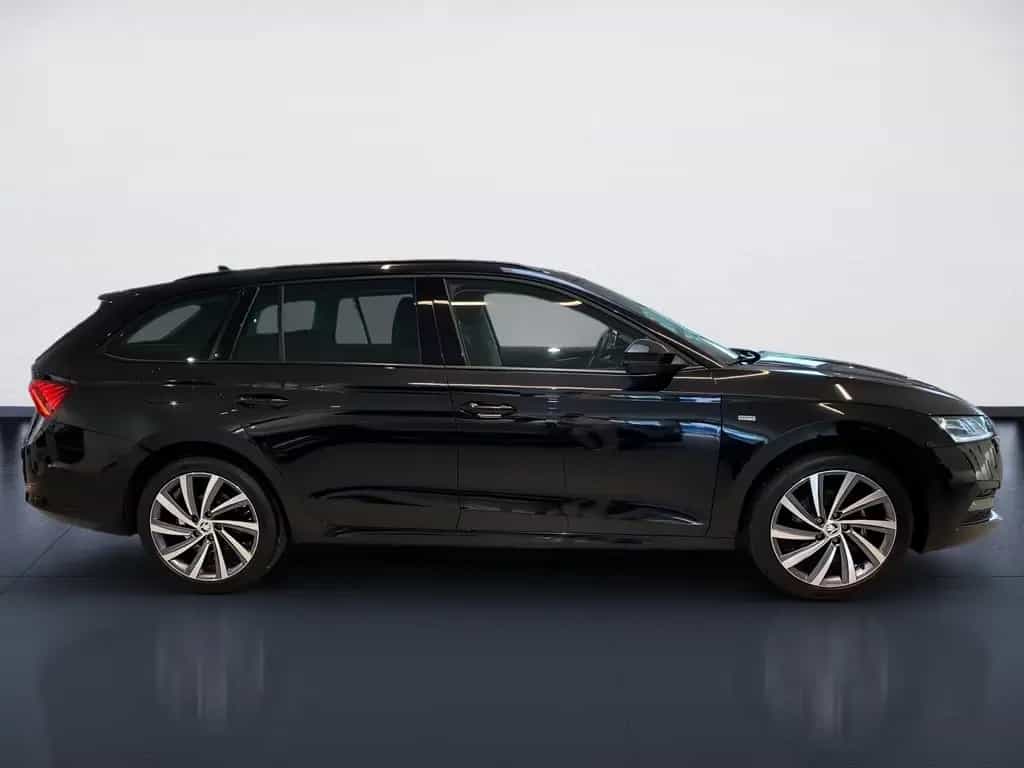 Skoda Octavia Combi Ambition 1.5 TSI e-TEC 4xSHZ AUT 04/2022-photo-6