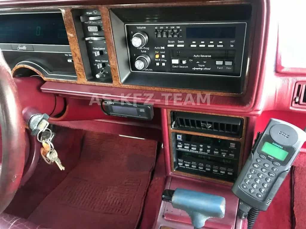 Cadillac Seville 4,5 V8 AUT.*OLDTIMER*H ZULASSUNG LEDER 07/1989-photo-27